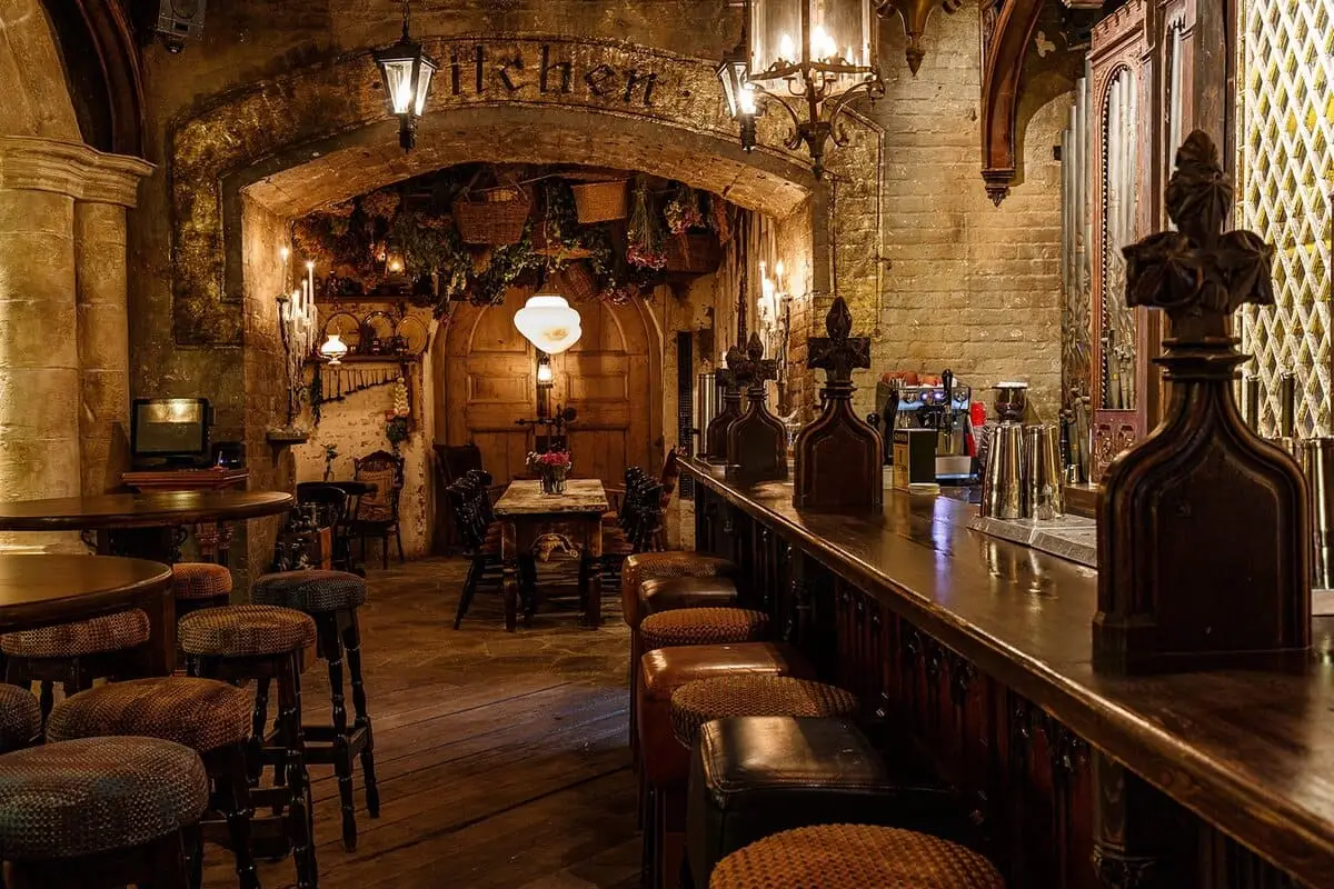 Бар «Тайная комната»