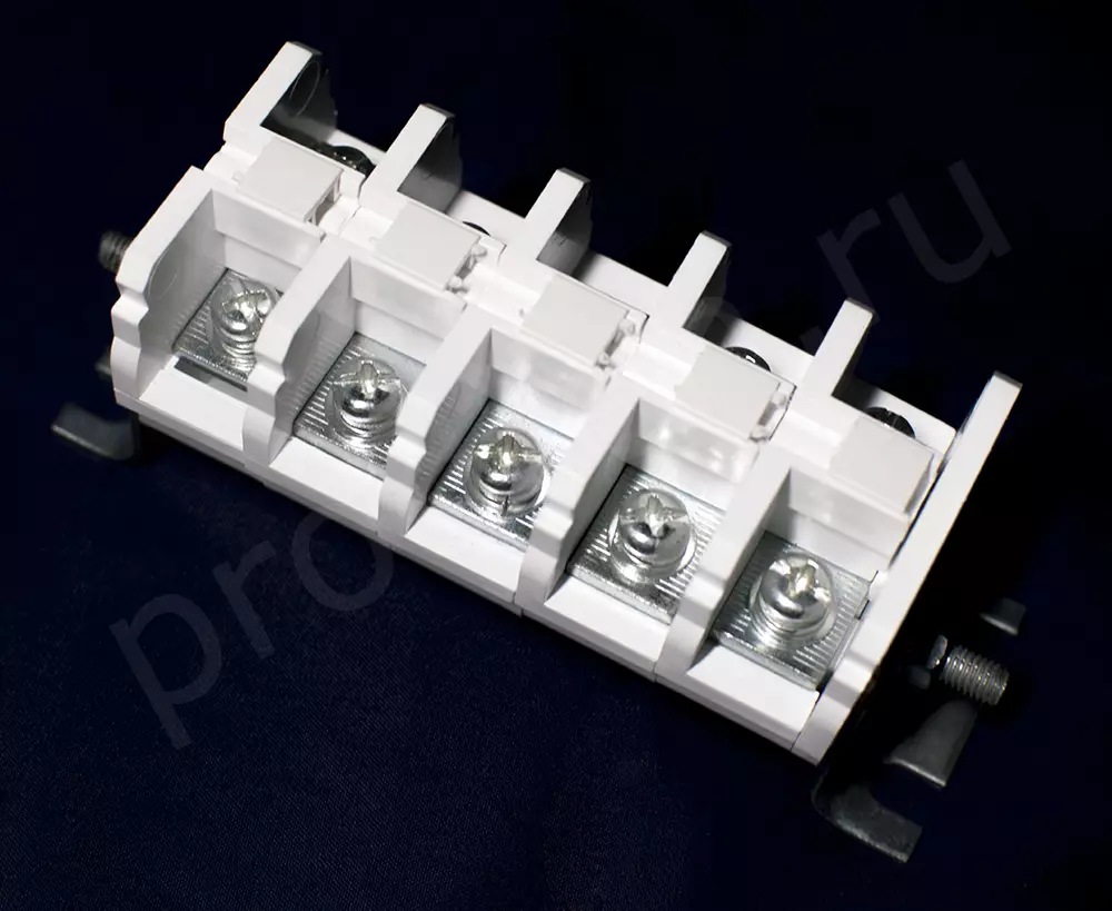 Клеммный блок КБ-63